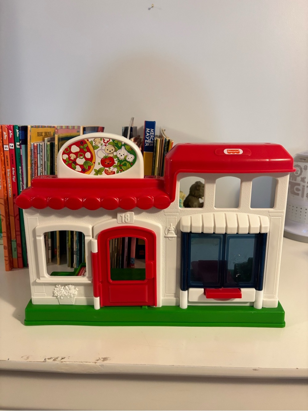 Fisher Price Little People We Deliver Pizza Place